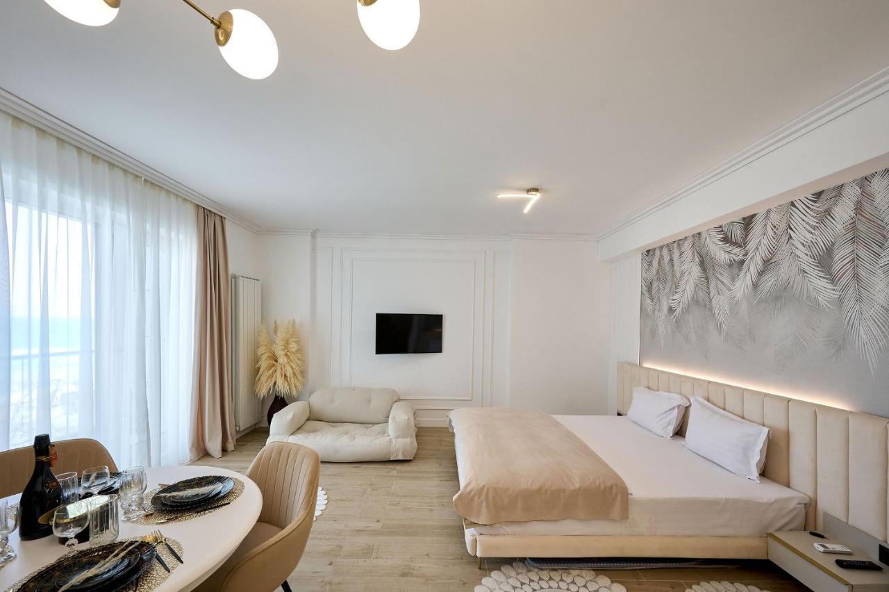 Seaview Luxury Studio In Infinity Beach Resort Mamaia Exterior foto